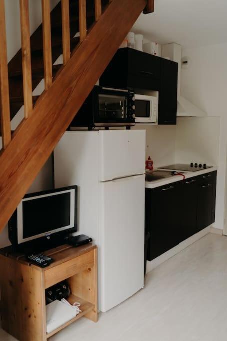 Le Nid Apartment Aureilhan  Exterior photo